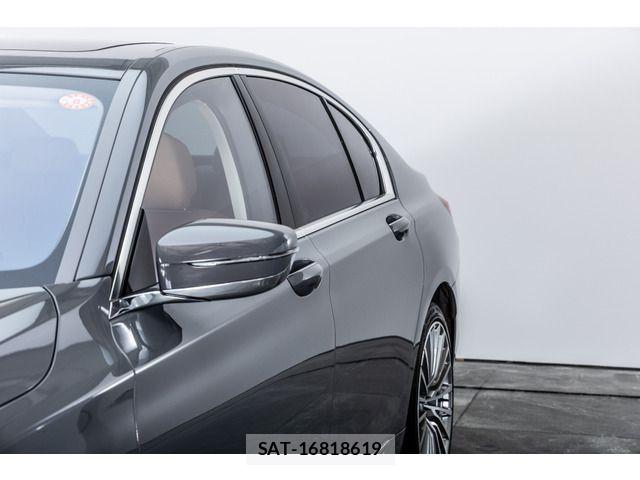 Bmw 7 SERIES 2019-09 7215344-14