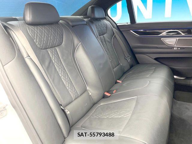 Bmw 7 SERIES 2018-06 7215340-10