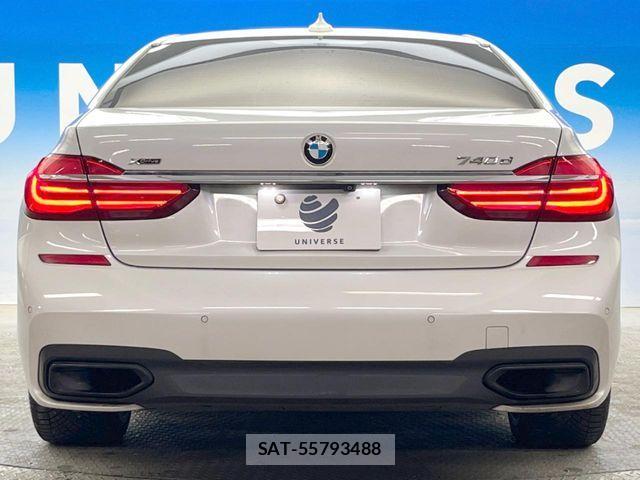 Bmw 7 SERIES 2018-06 7215340-12