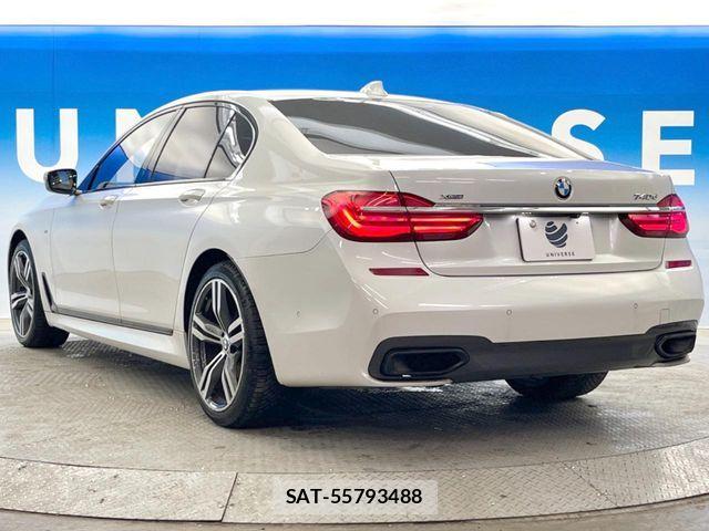 Bmw 7 SERIES 2018-06 7215340-13