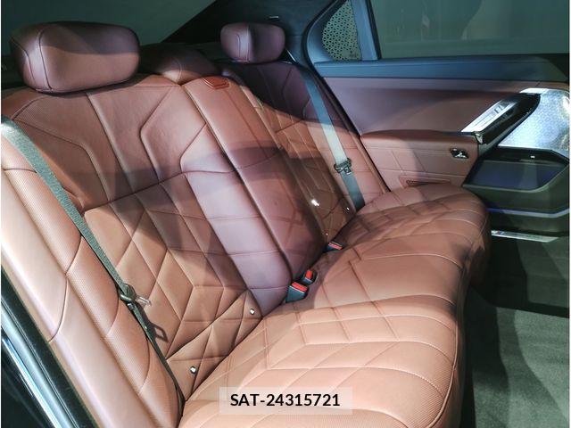 Bmw 7 SERIES 2023-04 7325945-11