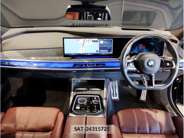 Bmw 7 SERIES 2023-04 7325945-1