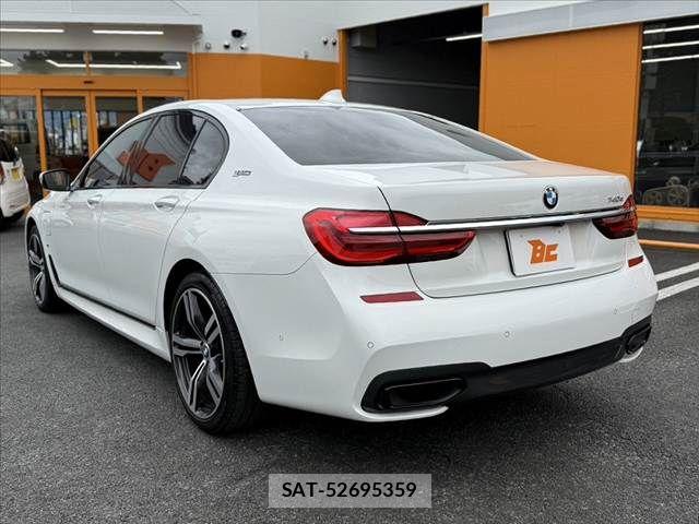 Bmw 7 SERIES 2017-09 7453197-12