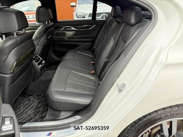 Bmw 7 SERIES 2017-09 7453197-17