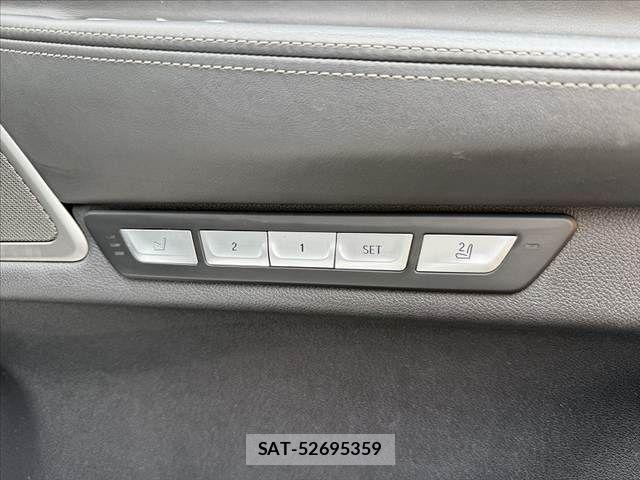Bmw 7 SERIES 2017-09 7453197-21