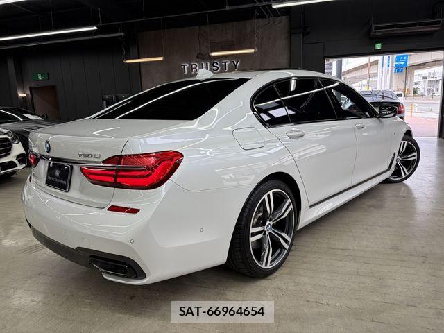Bmw 7 SERIES 2019-04 7782965-5