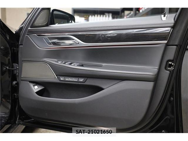 Bmw 7 SERIES 2017-09 7782958-15