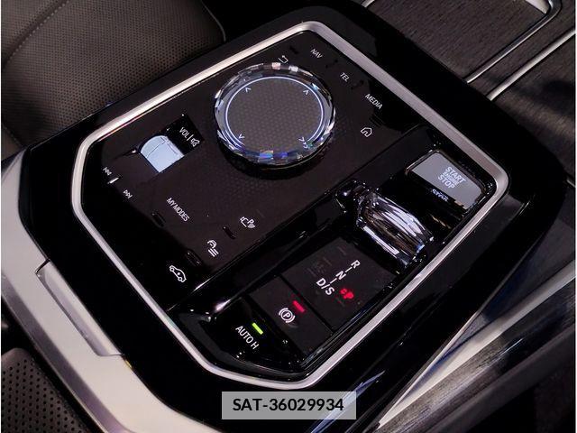 Bmw 7 SERIES 2023-06 7782966-23