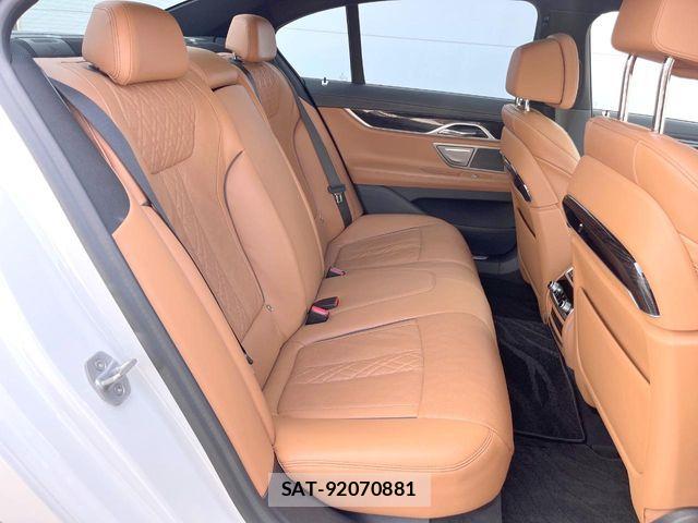 Bmw 7 SERIES 2019-07 7782959-9