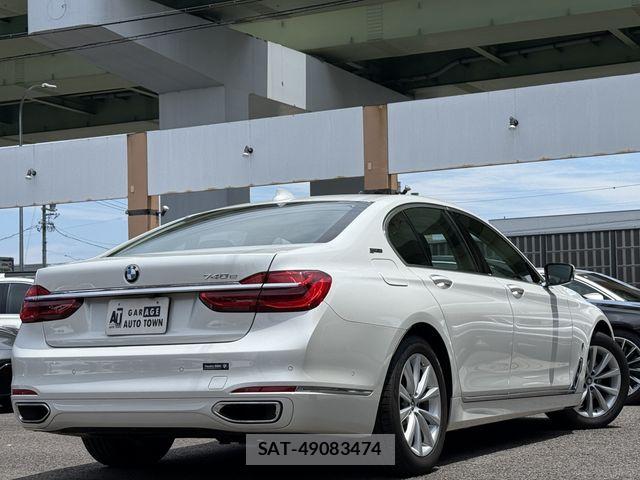 Bmw 7 SERIES 2017-02 7902329-3