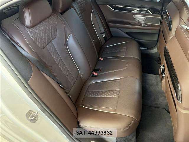 Bmw 7 SERIES 2016-02 8034596-18
