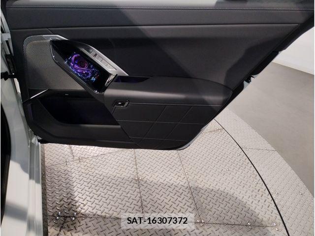 Bmw 7 SERIES 2025-01 8158058-29