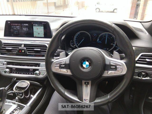 Bmw 7 SERIES 2018-11 8206592-1