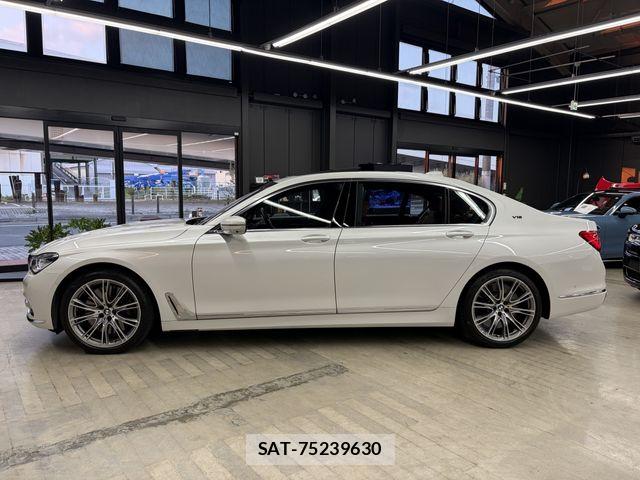 Bmw 7 SERIES 2017-08 8206591-3