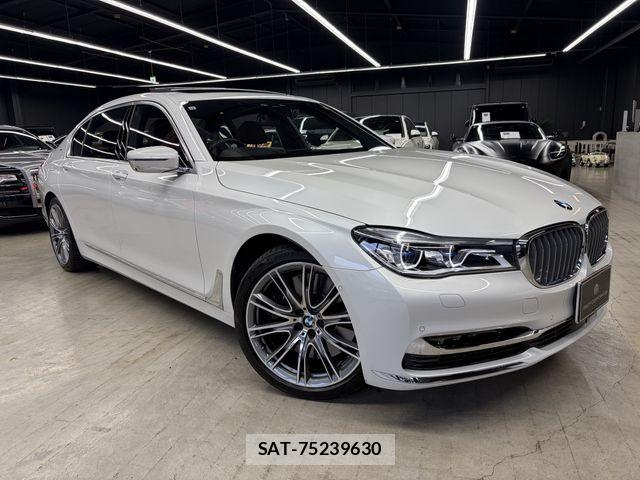 Bmw 7 SERIES 2017-08 8206591-8