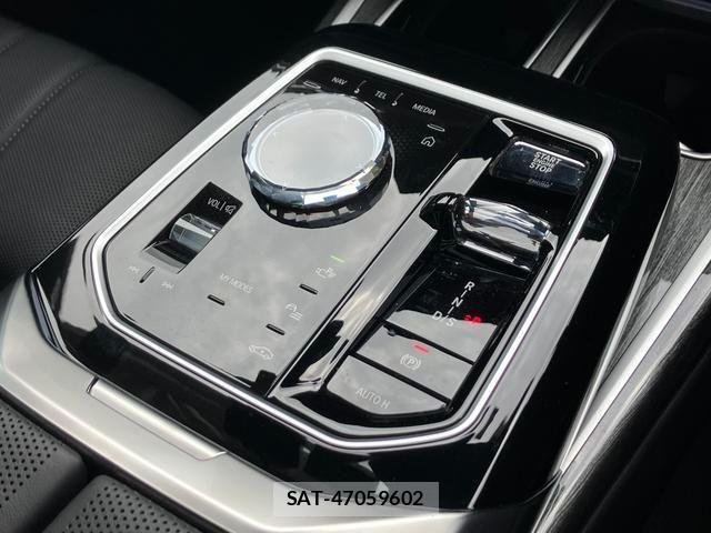 Bmw 7 SERIES 2023-05 8206590-20