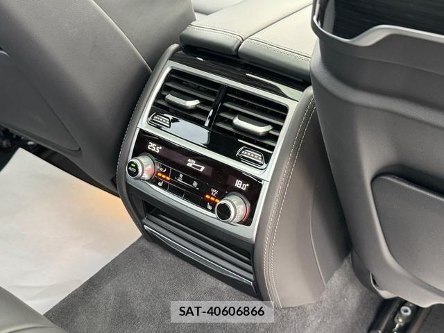 Bmw 7 SERIES 2021-06 8335024-19
