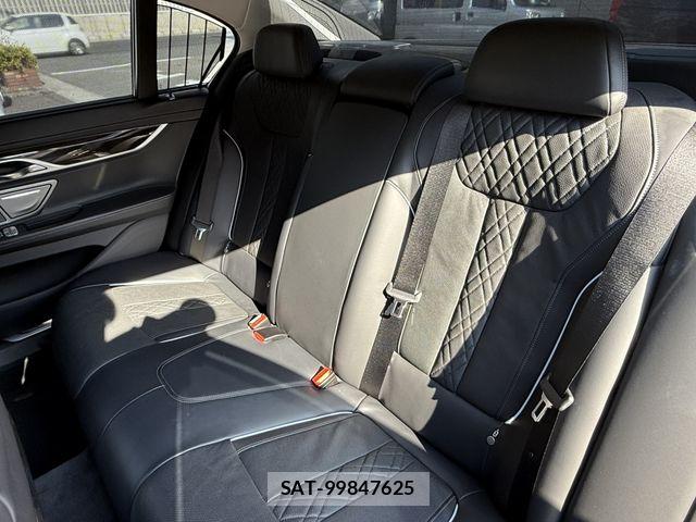 Bmw 7 SERIES 2018-02 8371471-12