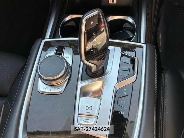 Bmw 7 SERIES 2015-11 8523765-11