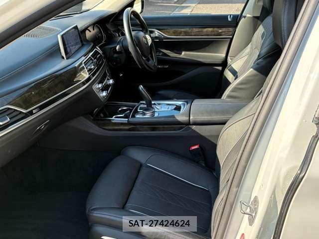 Bmw 7 SERIES 2015-11 8523765-1