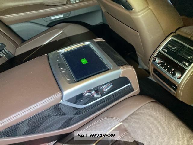 Bmw 7 SERIES 2018-03 8665861-10