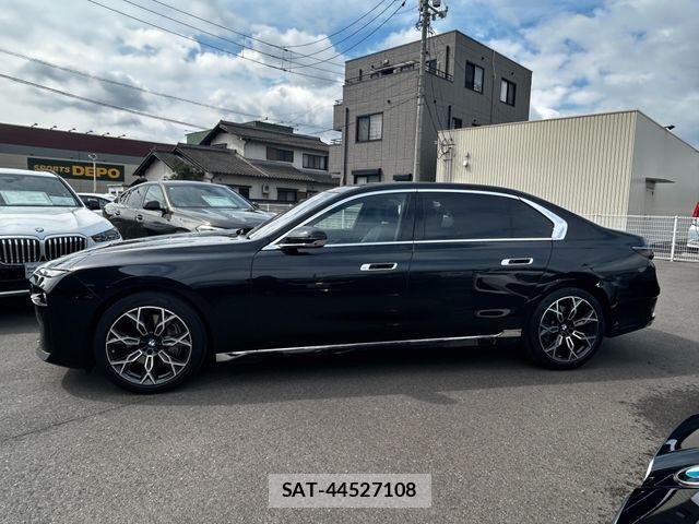 Bmw 7 SERIES 2023-03 8658212-10