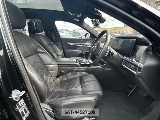 Bmw 7 SERIES 2023-03 8658212-12