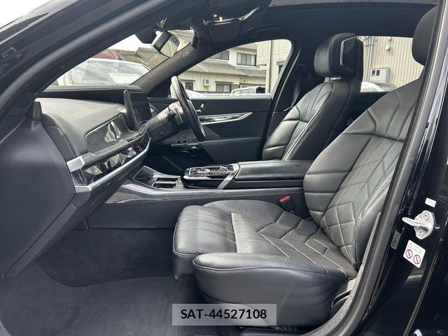 Bmw 7 SERIES 2023-03 8658212-15