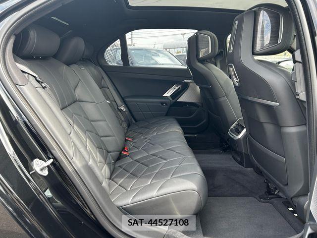 Bmw 7 SERIES 2023-03 8658212-22