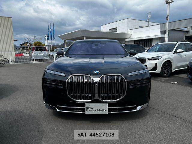 Bmw 7 SERIES 2023-03 8658212-5