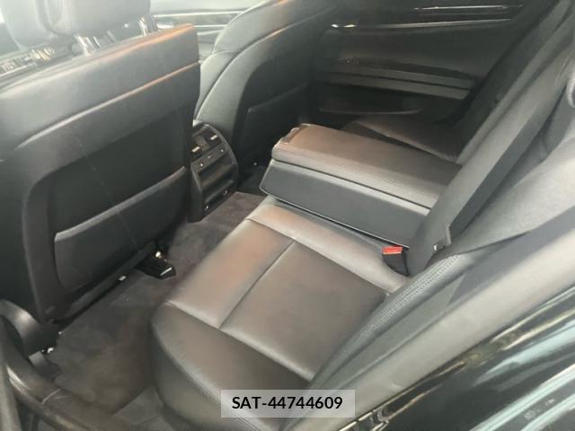 Bmw 7 SERIES 2011-09 8740891-15