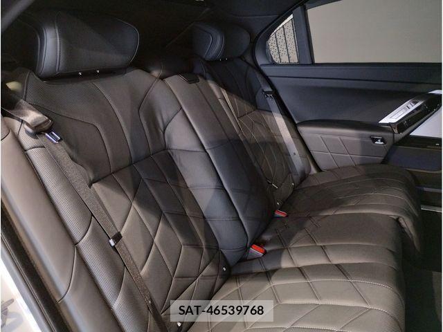 Bmw 7 SERIES 2024-04 8795388-11