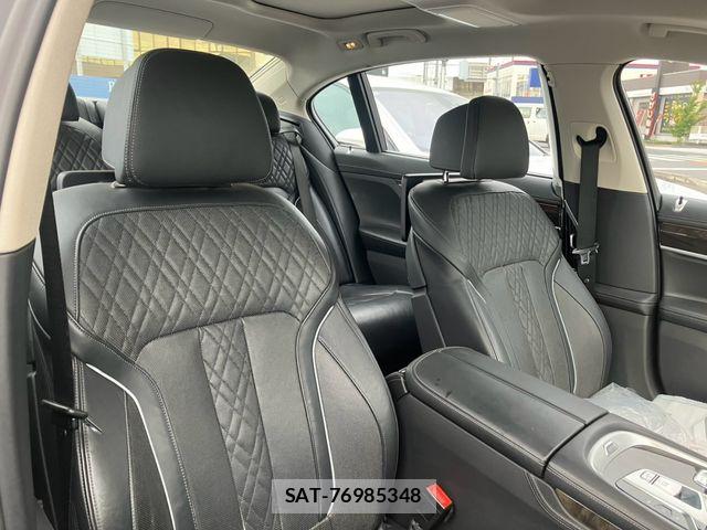 Bmw 7 SERIES 2017-08 8828040-4