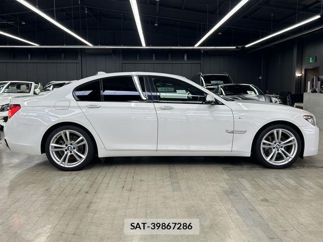 Bmw 7 SERIES 2015-07 8878872-9