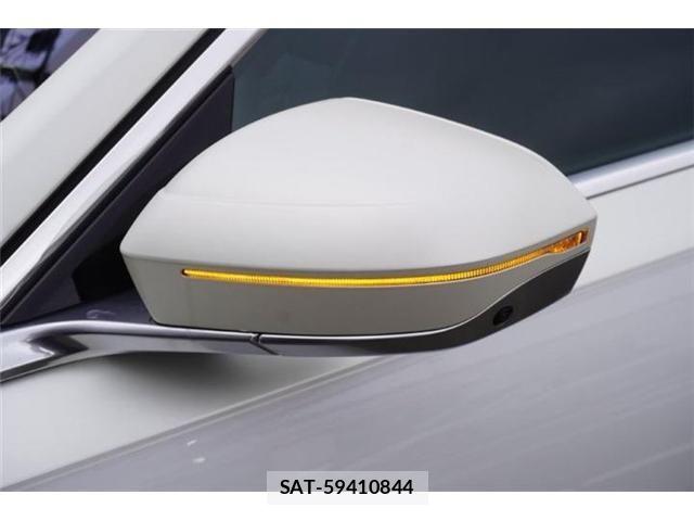 Bmw 7 SERIES 2023-07 8878870-12