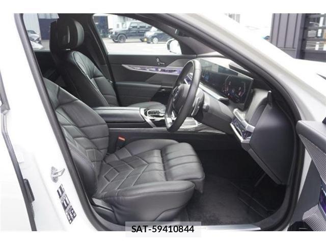 Bmw 7 SERIES 2023-07 8878870-15