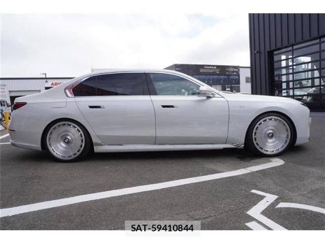 Bmw 7 SERIES 2023-07 8878870-23
