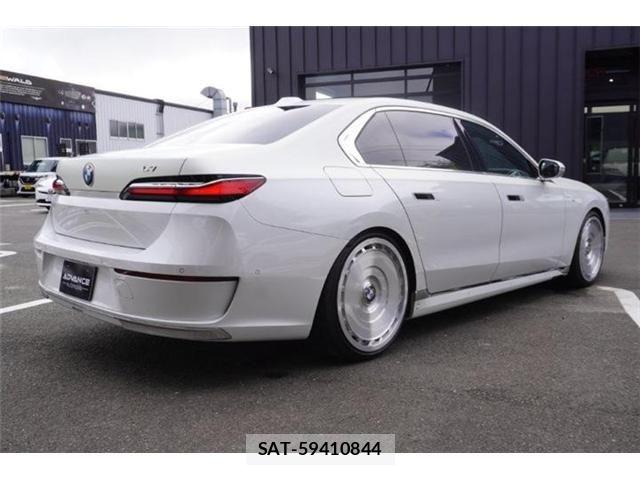 Bmw 7 SERIES 2023-07 8878870-24