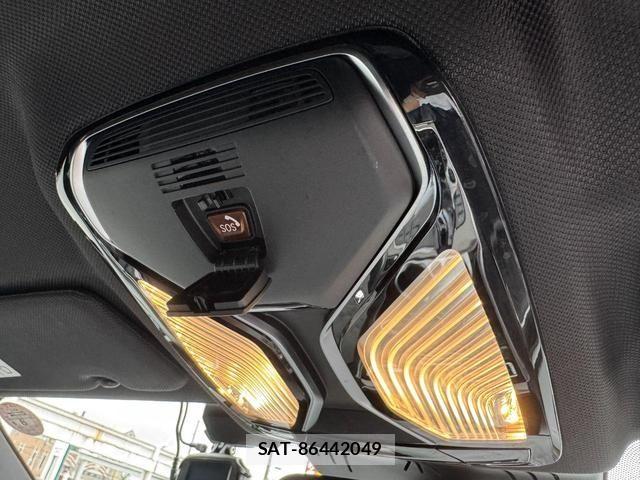 Bmw 8 SERIES 2020-08 8098268-22