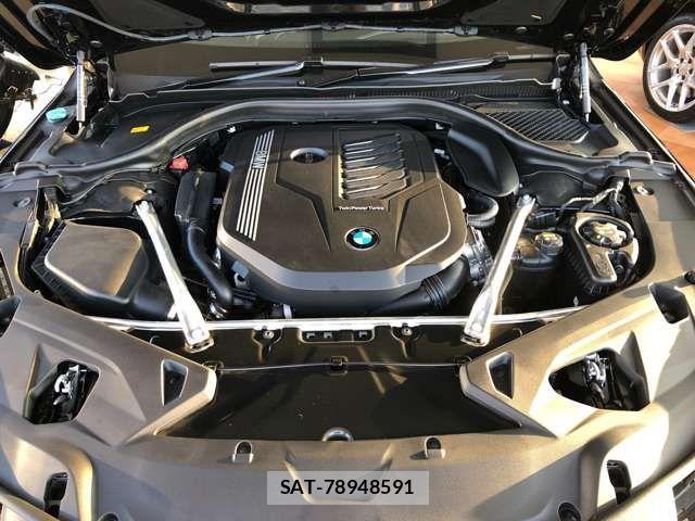 Bmw 8 SERIES 2022-01 1380209-14
