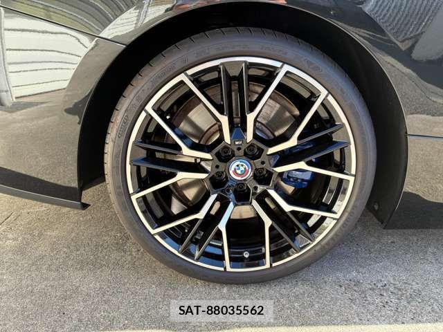 Bmw 8 SERIES 2022-12 7453201-5