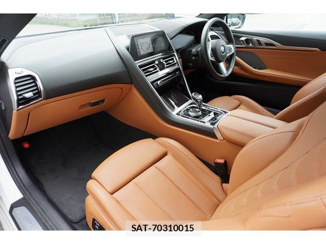 Bmw 8 SERIES 2019-07 7902331-16