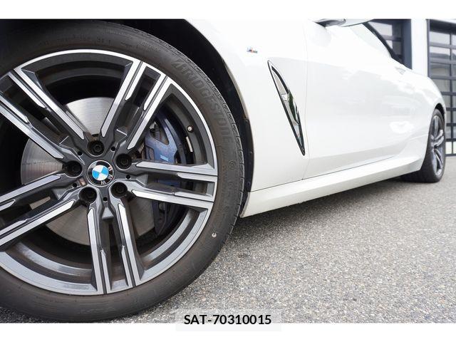 Bmw 8 SERIES 2019-07 7902331-29