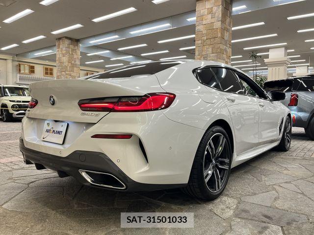 Bmw 8 SERIES 2021-07 6271215-10