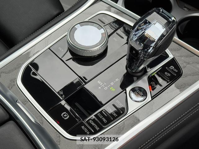 Bmw 8 SERIES 2023-04 7215353-22