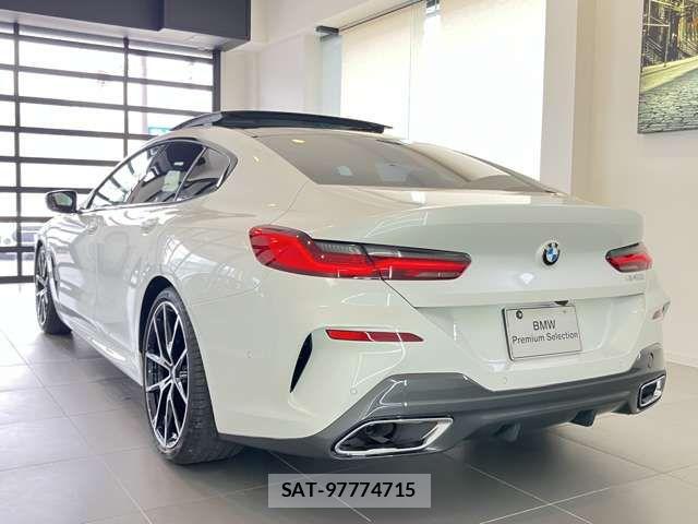 Bmw 8 SERIES 2021-04 7215346-6