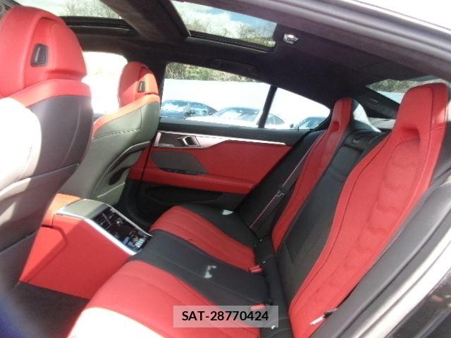 Bmw 8 SERIES 2023-03 7378954-19