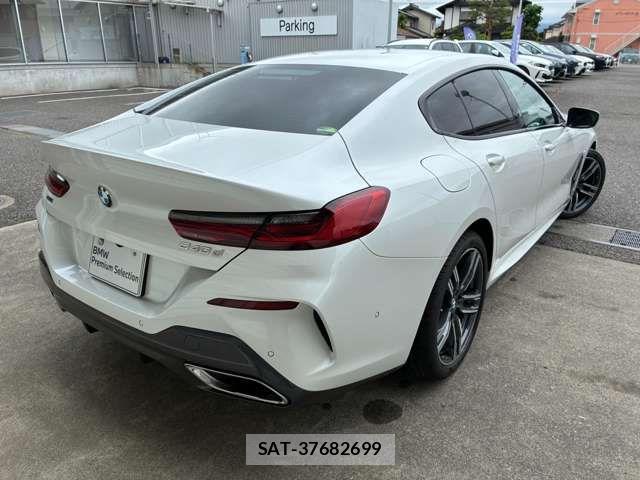 Bmw 8 SERIES 2021-05 7453203-2