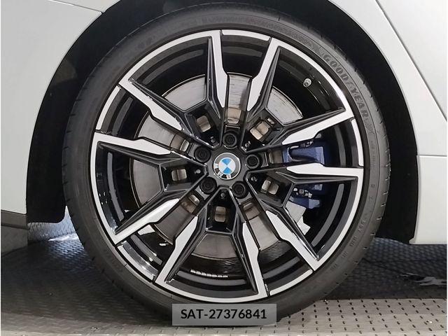 Bmw 8 SERIES 2022-05 7615248-27