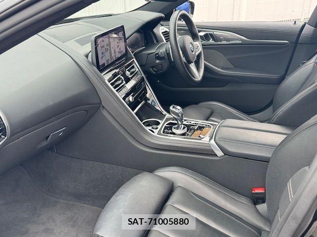 Bmw 8 SERIES 2023-04 7721427-12